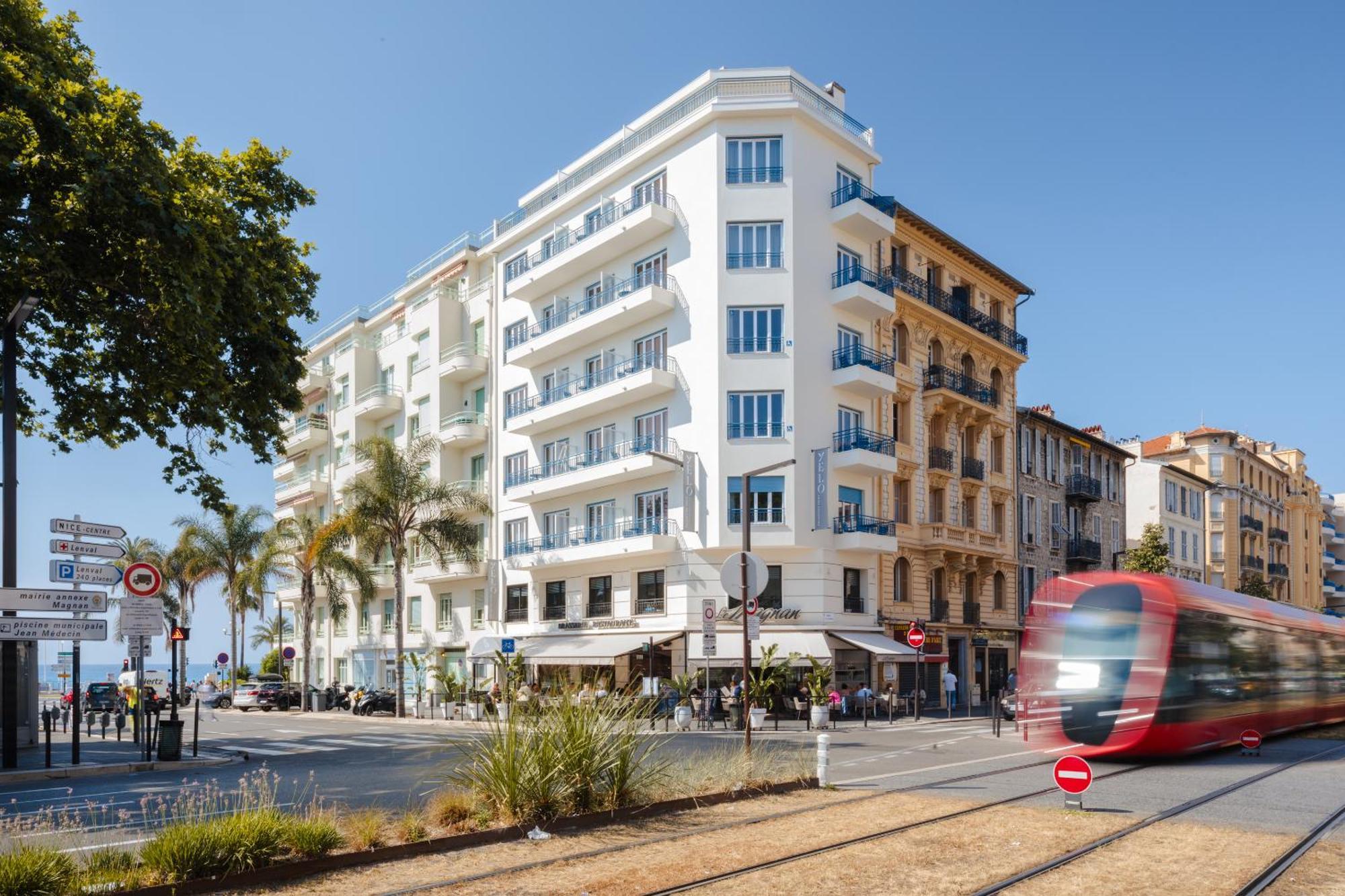Yelo Promenade Powered By Sonder Hotel Ница Екстериор снимка